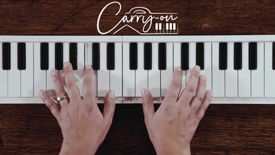 CarryOn49_Lifestyle [4K]-thumb